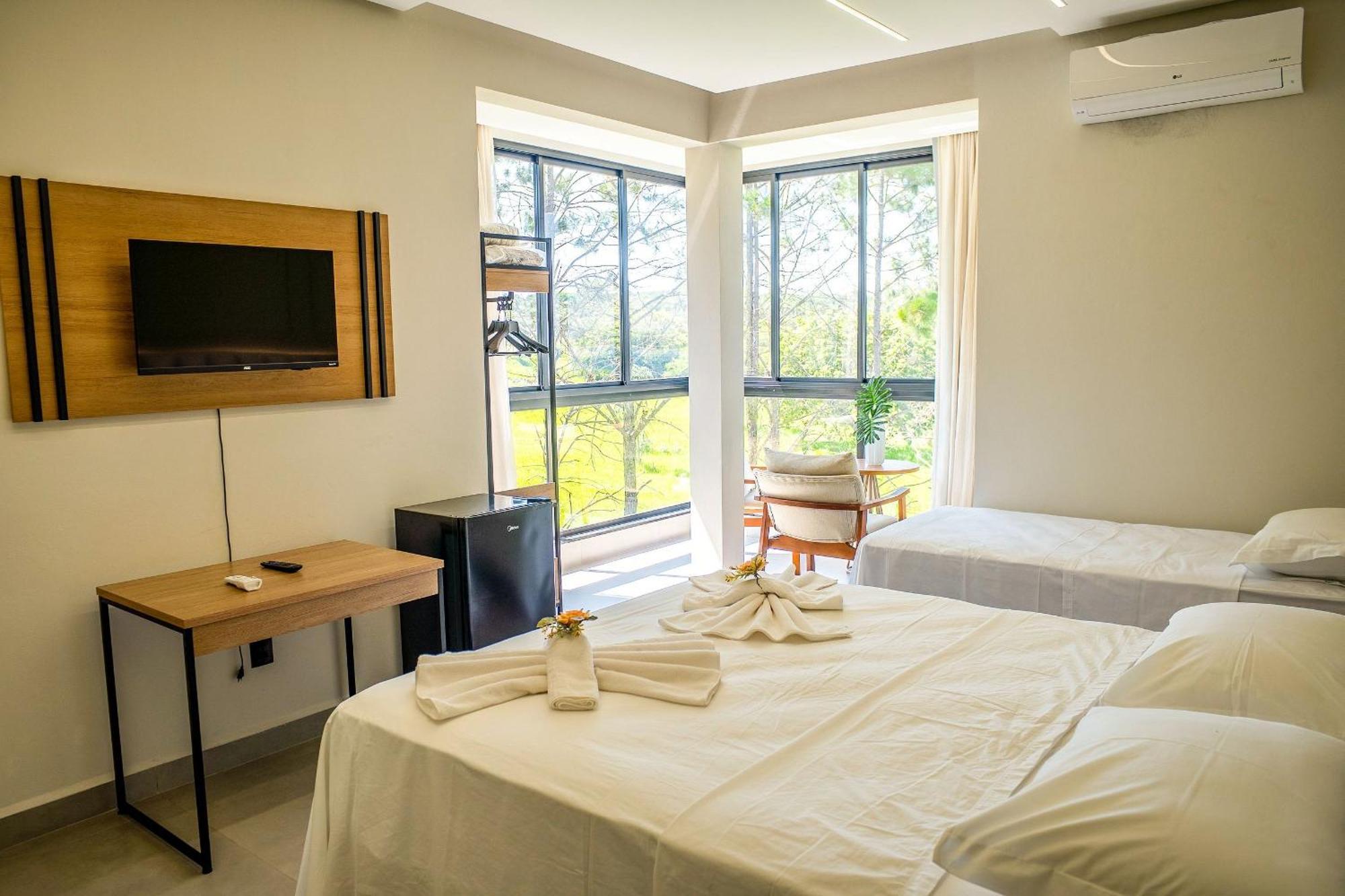 Pousada Com Piscina, Jacuzzi E Com Vista Em Capitolio - Casa Decore Ngoại thất bức ảnh
